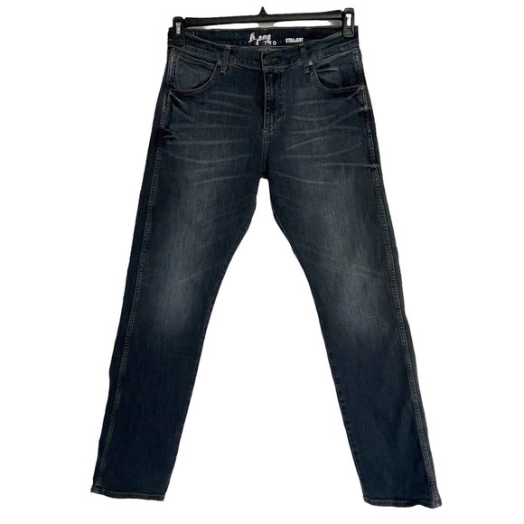 Wrangler Other - Wrangler Mens SZ 33x34 Jeans Straight Leg Medium Wash Blue 5-Pocket Zip-Fly
